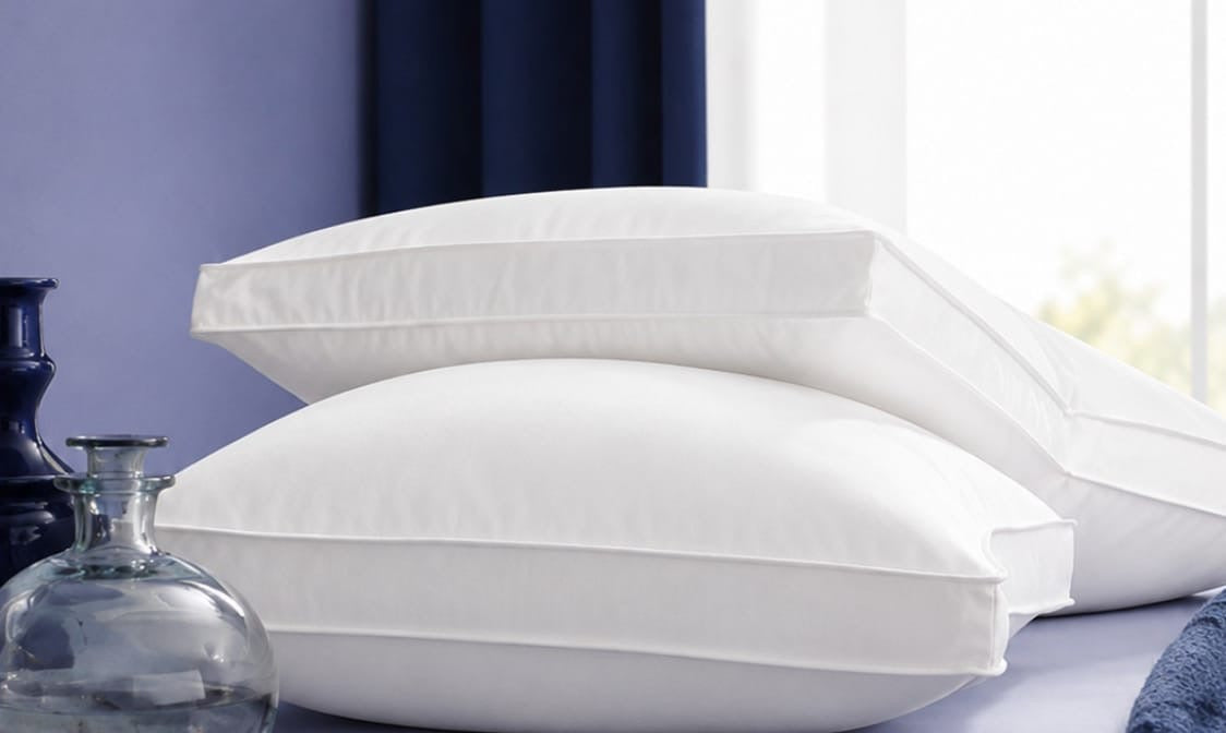 Hilton I Ultra-Soft Microfiber Hotel Pillow ( One Pillow )