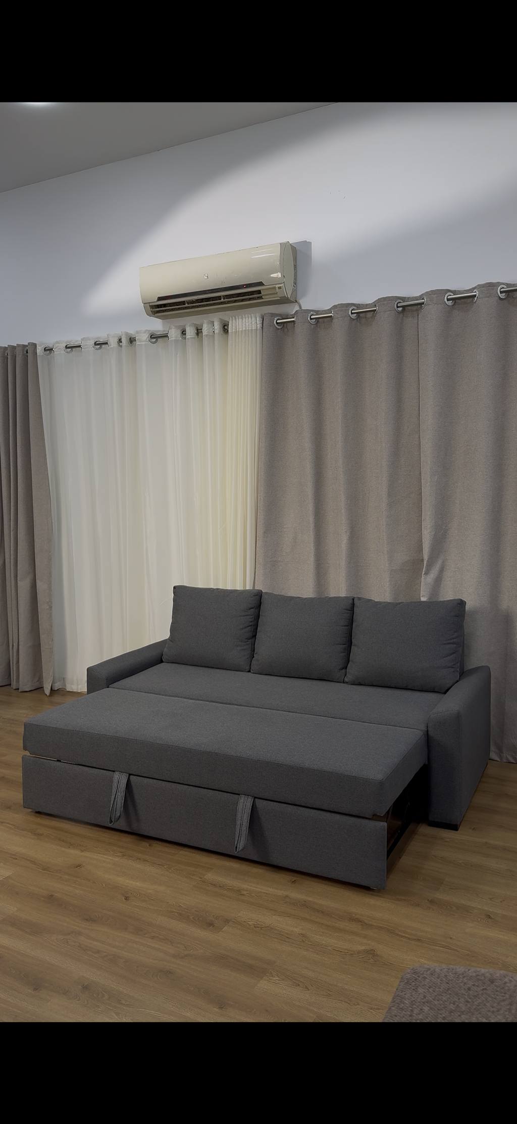 PARALLEL I 3 Seater MANEX Pull-Out Sofa-bed