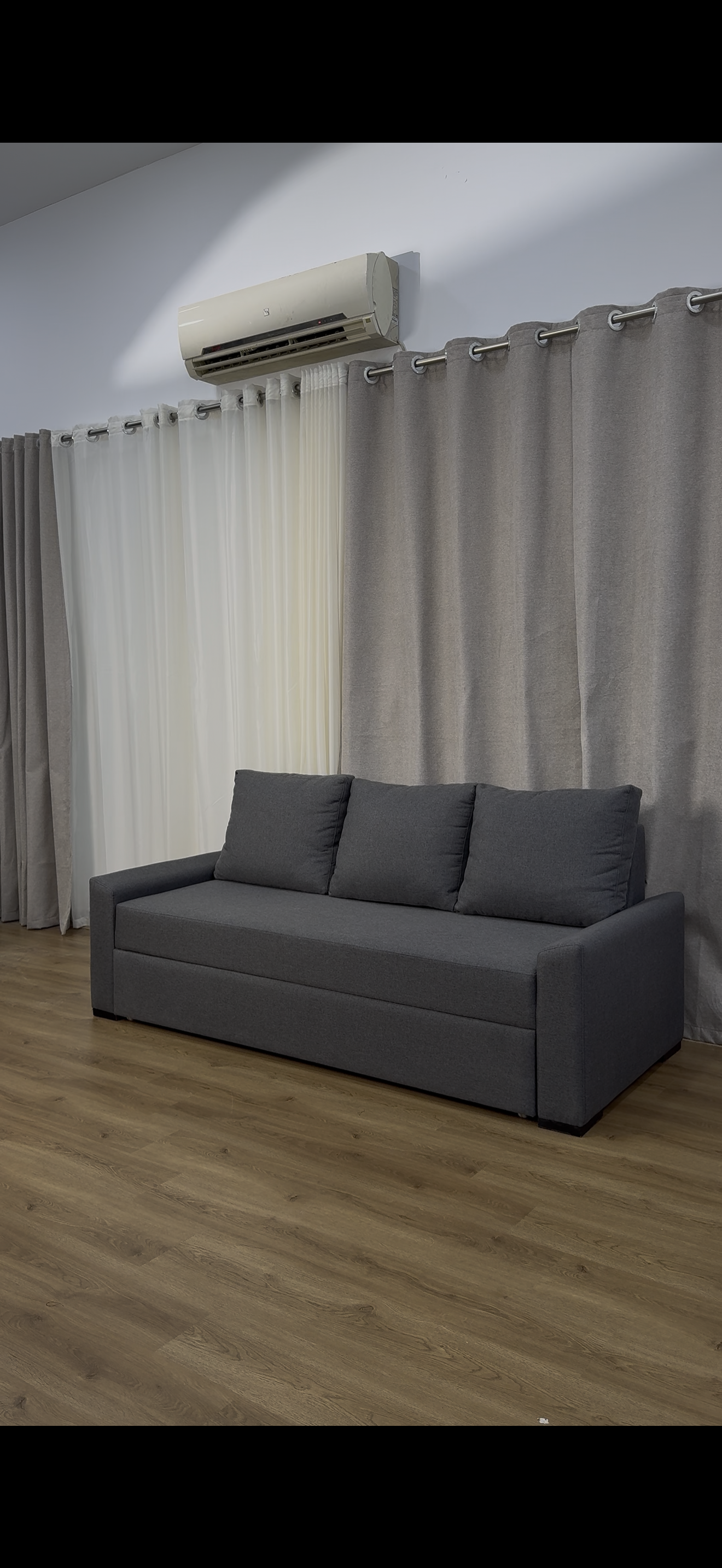 PARALLEL I 3 Seater MANEX Pull-Out Sofa-bed